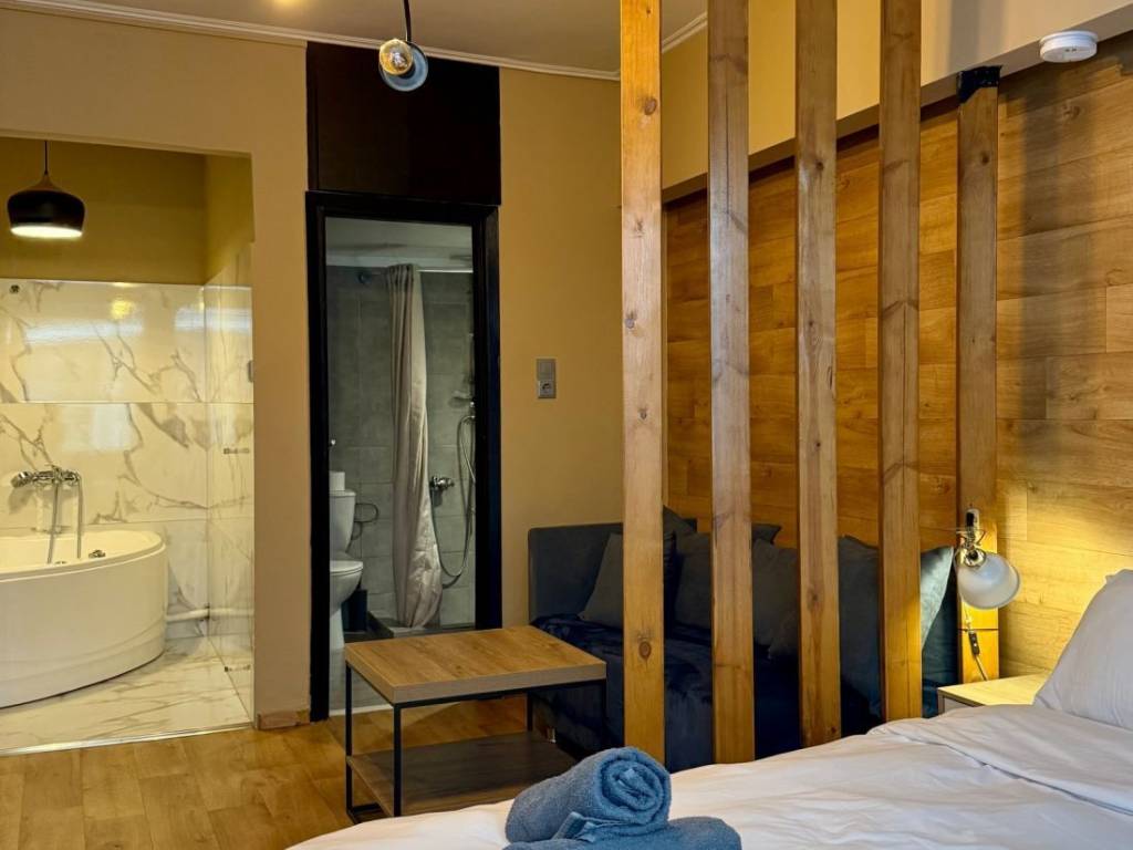 exarcheia_residential_studio_for_sale