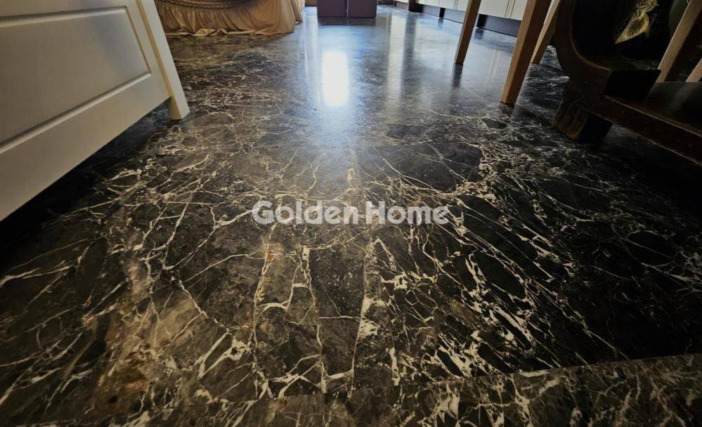 Χολ - Διάδρομος