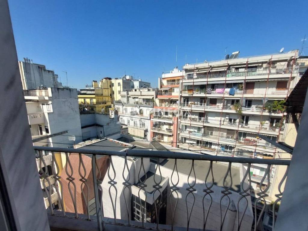 Θέα από μπαλκόνι