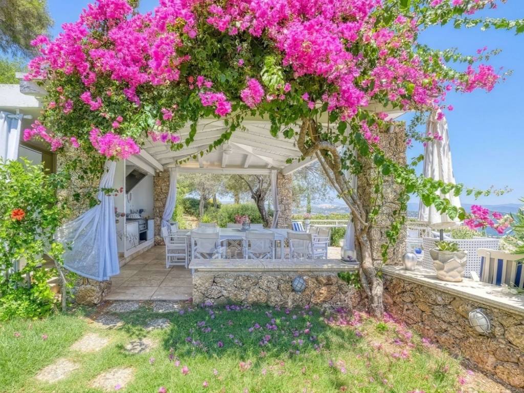 Θέα από μπαλκόνι