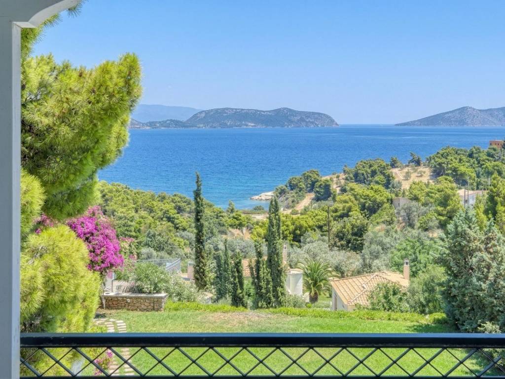 Θέα από μπαλκόνι