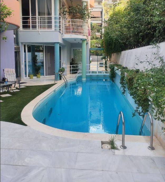 In Kifissia a 3rd floor apartment for rent