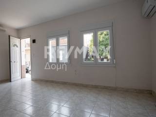 Σαλοκουζίνα