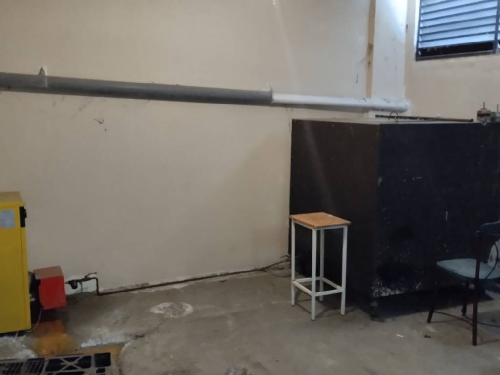 ΑΤΟΜΙΚΟΣ ΛΕΒΗΤΑΣ ΣΕ ΑΠΟΘΗΚΗ 10 ΤΜ