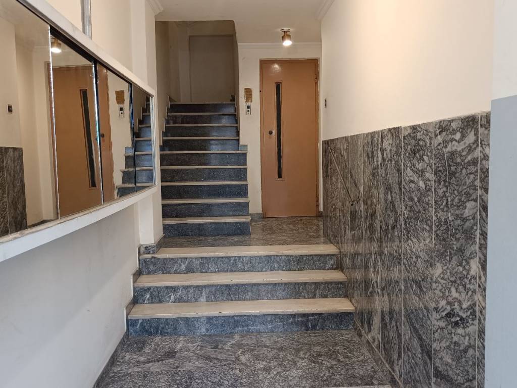 Eisodos Polykatoikias