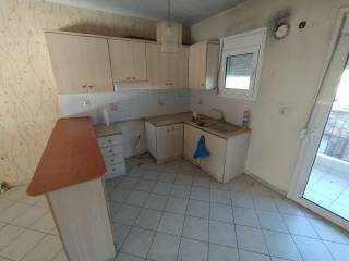 ANYPLACE MESITIKES YPERESIES