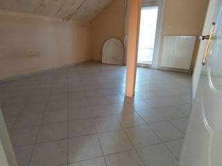 ANYPLACE MESITIKES YPERESIES