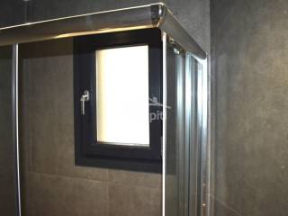 ΠΑΡΑΘΥΡΟ ΛΟΥΤΡΟΥ