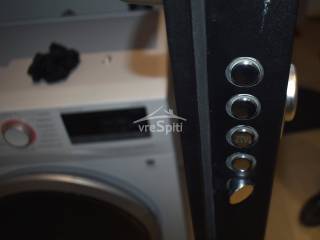 ΘΩΡΑΚΙΣΜΕΝΗ ΠΟΡΤΑ