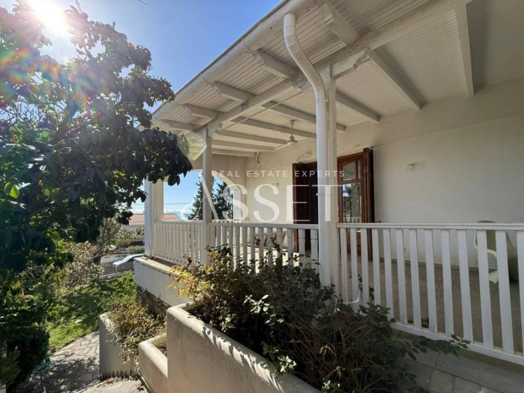 Θέα από μπαλκόνι