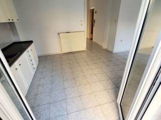 MPALKONOPORTA KOYZINAS