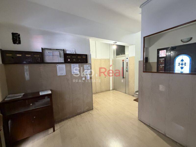 Είσοδος οικοδομής