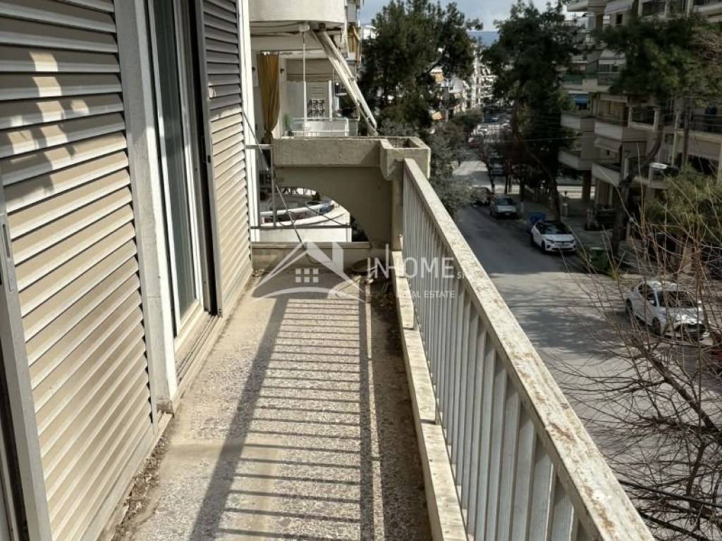 Θέα από μπαλκόνι