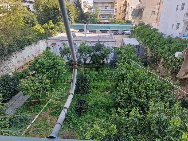 Θέα από μπαλκόνι