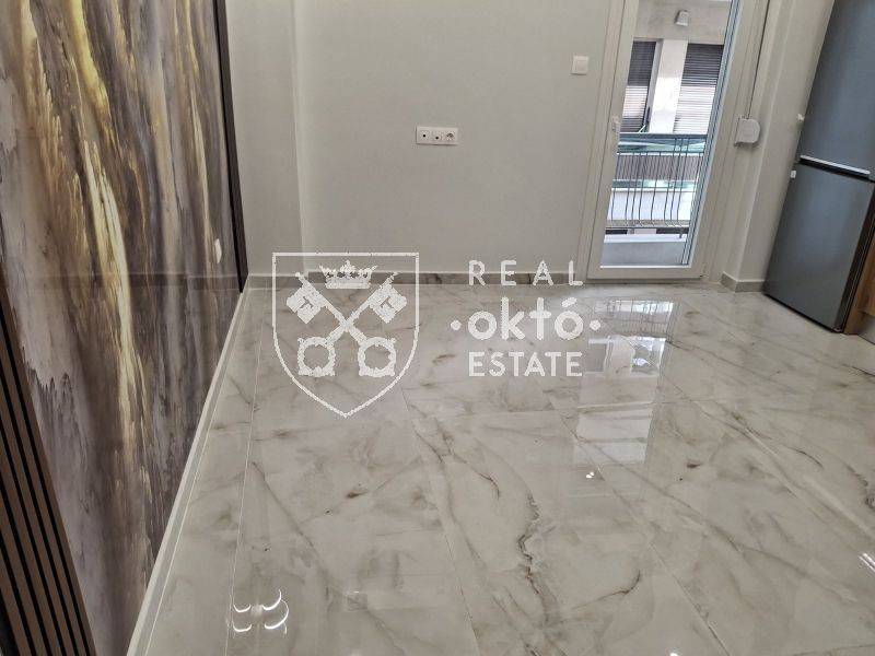 Σαλοκουζίνα