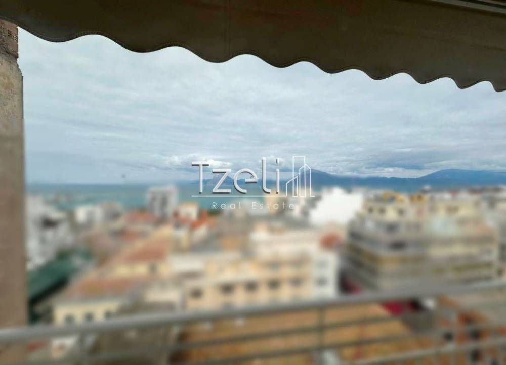 Θέα απο μπαλκόνι