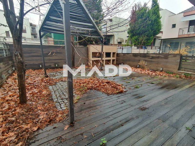 Θέα από μπαλκόνι