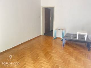 Forumland Real Estate, Σαλόνι