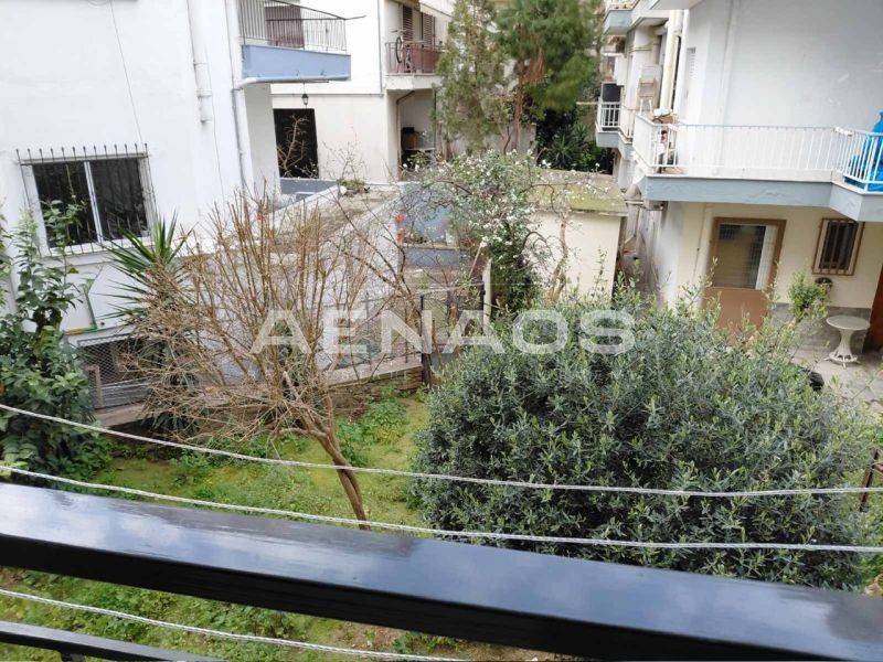 Θέα από μπαλκόνι