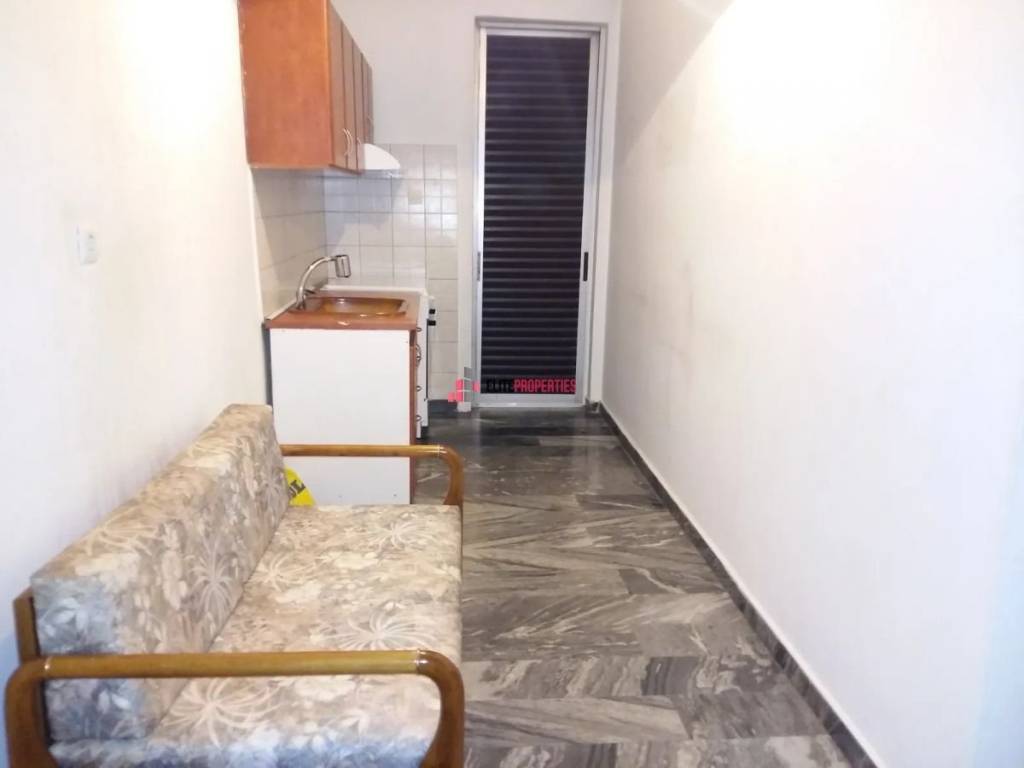 ΣΑΛΟΚΟΥΖΙΝΑ