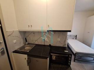 Eniaios choros koyzinas-kathistikoy - ypnodomatioy