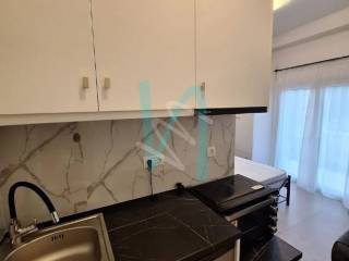 Eniaios choros koyzinas-kathistikoy - ypnodomatioy