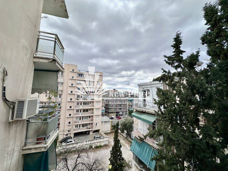 Θέα από μπαλκόνι