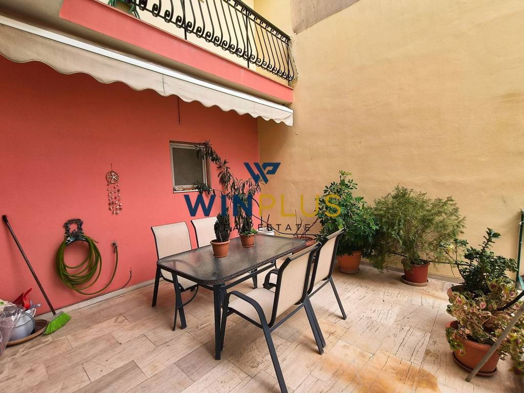 Εξωτερικοι χώροι