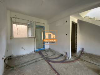 Μεσημέρι, Συγκρότημα κατοικιών