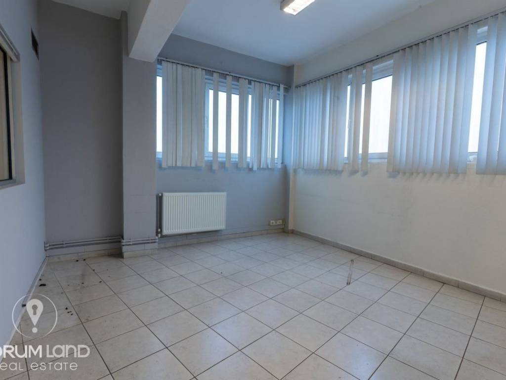 Forumland Real Estate, Εσωτερική όψη