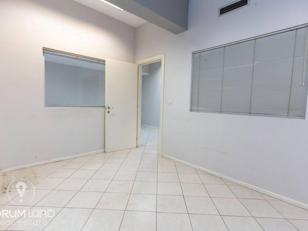 Forumland Real Estate, Εσωτερική όψη