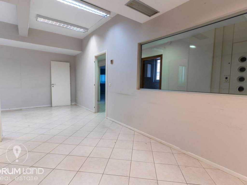 Forumland Real Estate, Εσωτερική όψη