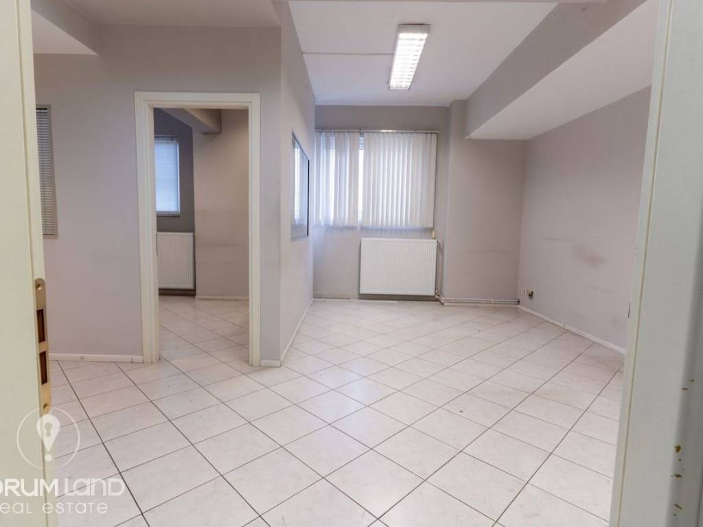 Forumland Real Estate, Εσωτερική όψη