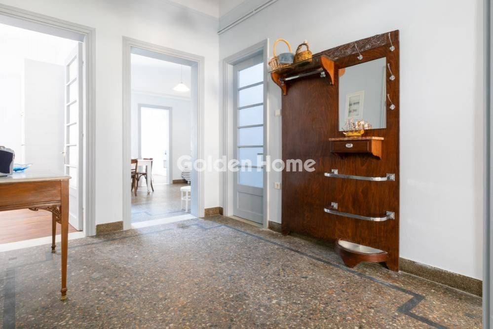 Χολ - Διάδρομος