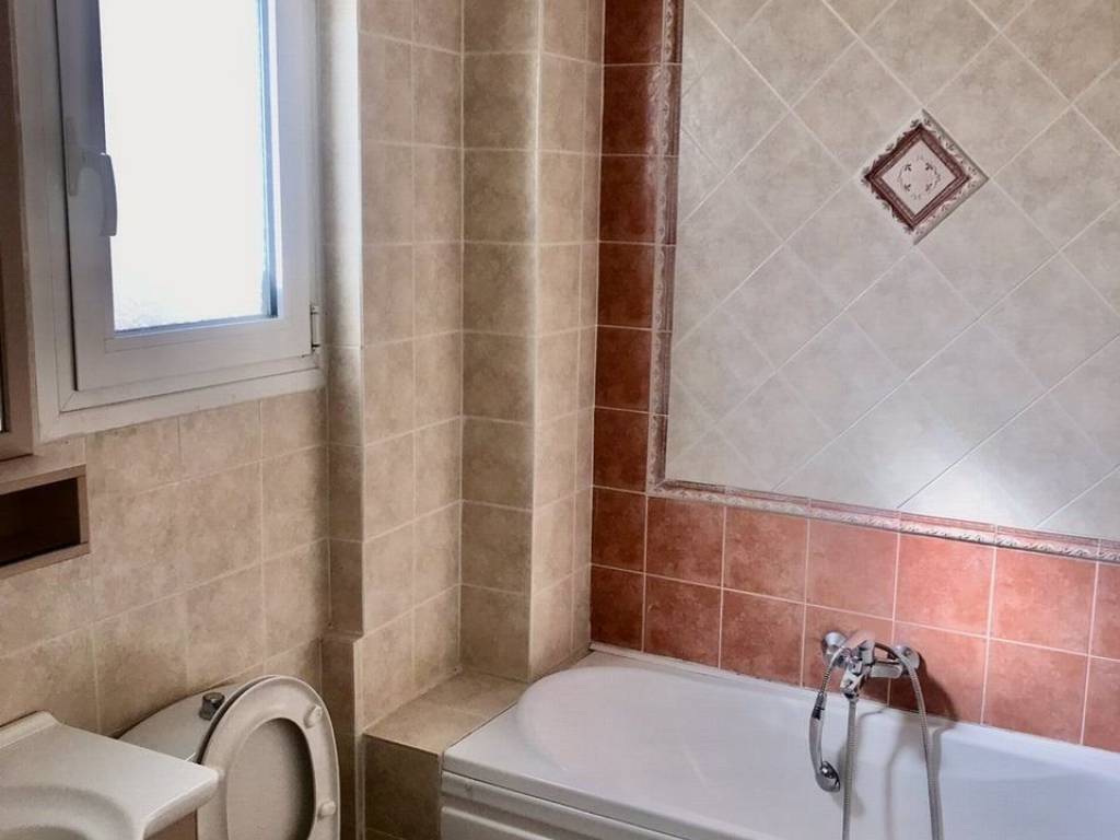 Forumland Real Estate, Mpanio me mpaniera