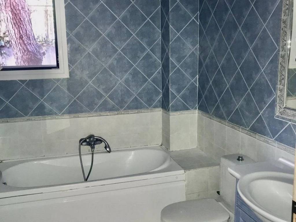 Forumland Real Estate, Mpanio me mpaniera