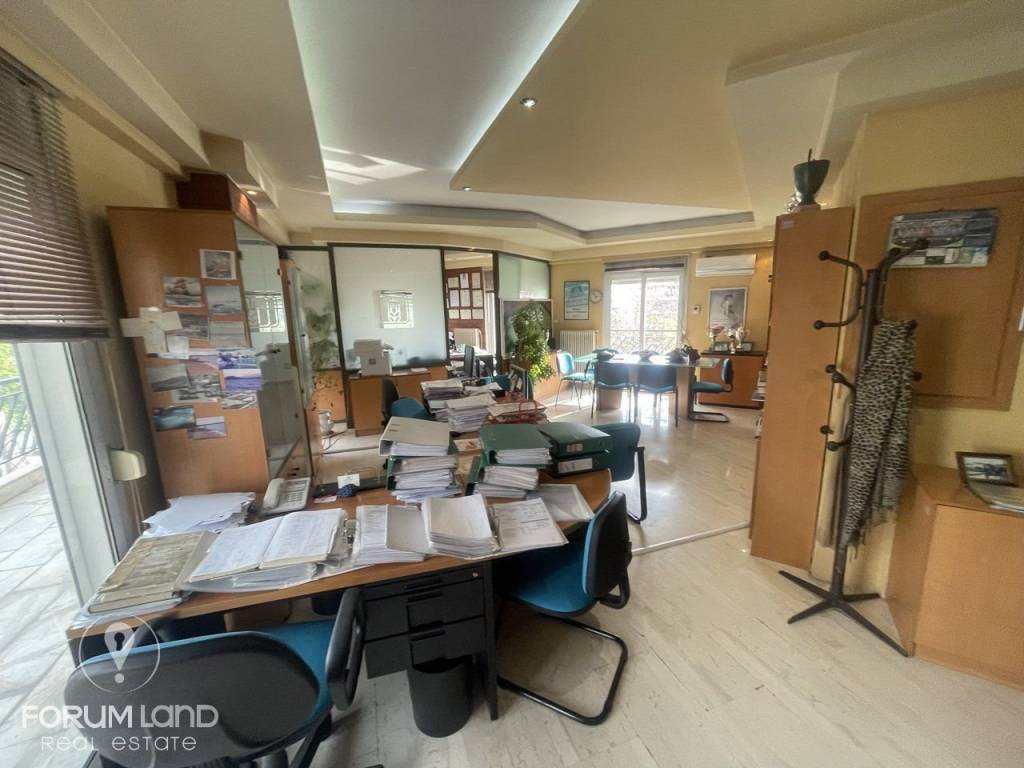 Forumland Real Estate, Εσωτερική όψη