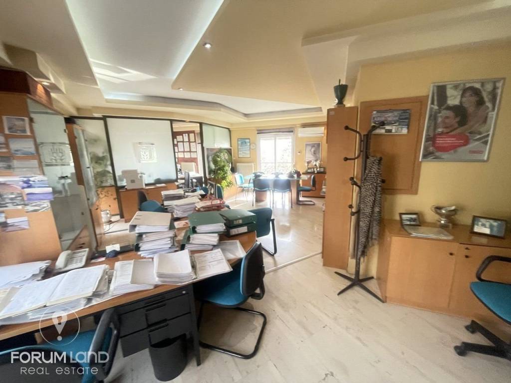 Forumland Real Estate, Εσωτερική όψη