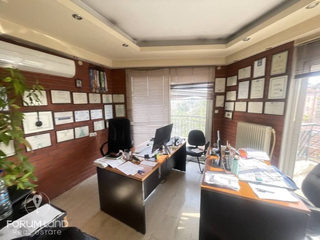 Forumland Real Estate, Εσωτερική όψη