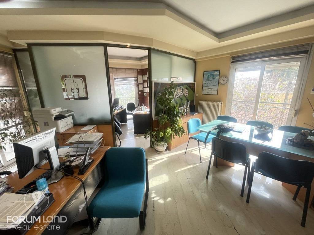 Forumland Real Estate, Εσωτερική όψη