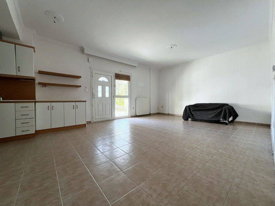 Καθιστικό και κουζίνα.