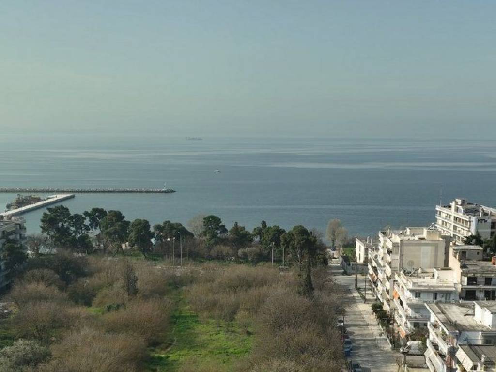 Forumland Real Estate, Θέα θάλασσα