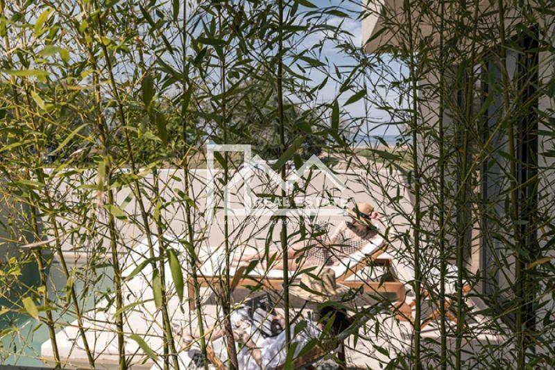 Θέα από μπαλκόνι