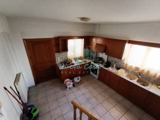 Σαλοκουζίνα