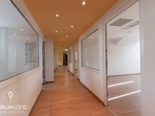 Forumland Real Estate, Εσωτερική όψη