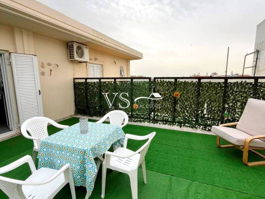 Θέα απο μπαλκόνι