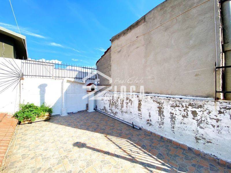 Θέα από μπαλκόνι