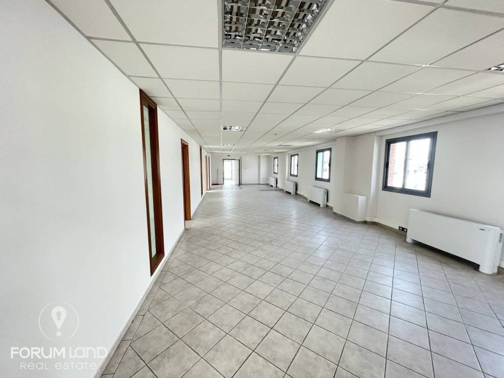 Forumland Real Estate, Εσωτερική όψη