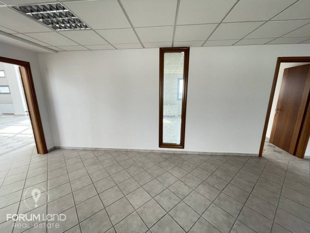 Forumland Real Estate, Εσωτερική όψη