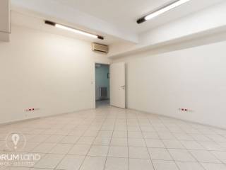 Forumland Real Estate, Esoterike opse